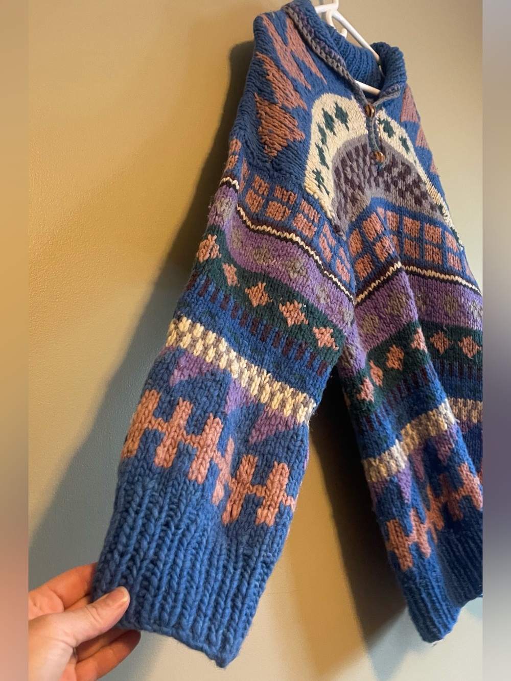 Handmade Chunky Knit Vibrant Oversized Southwestern Fair Aisle Sweater - Picture 2 of 13
